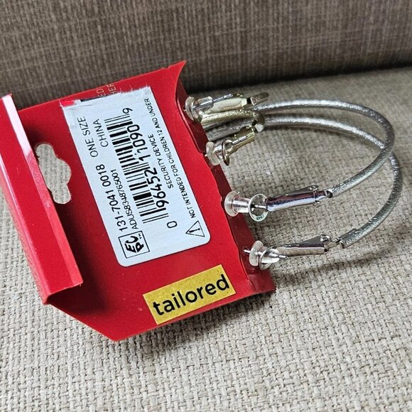 Arizona Jean Company Women Earrings Silver and Gold Tone Hoop Loop Jewelry - Picture 8 of 10